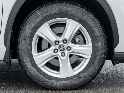 used 2024 Toyota Highlander car, priced at $45,495