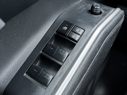 used 2024 Toyota Highlander car, priced at $45,495