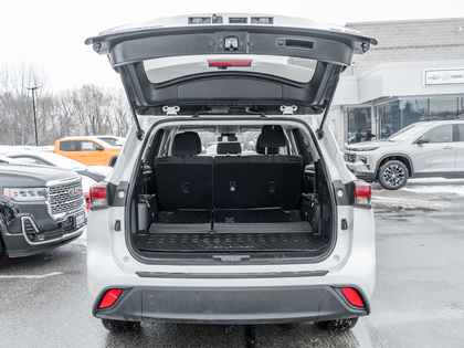 used 2024 Toyota Highlander car, priced at $45,495