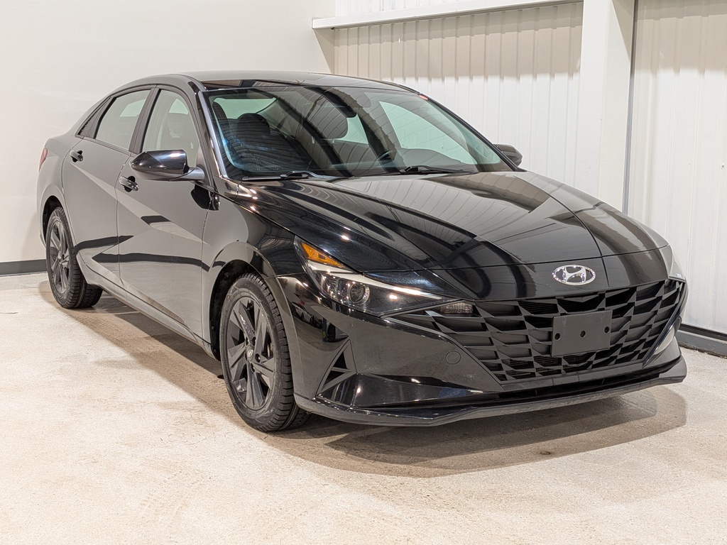 Hyundai Elantra 2023