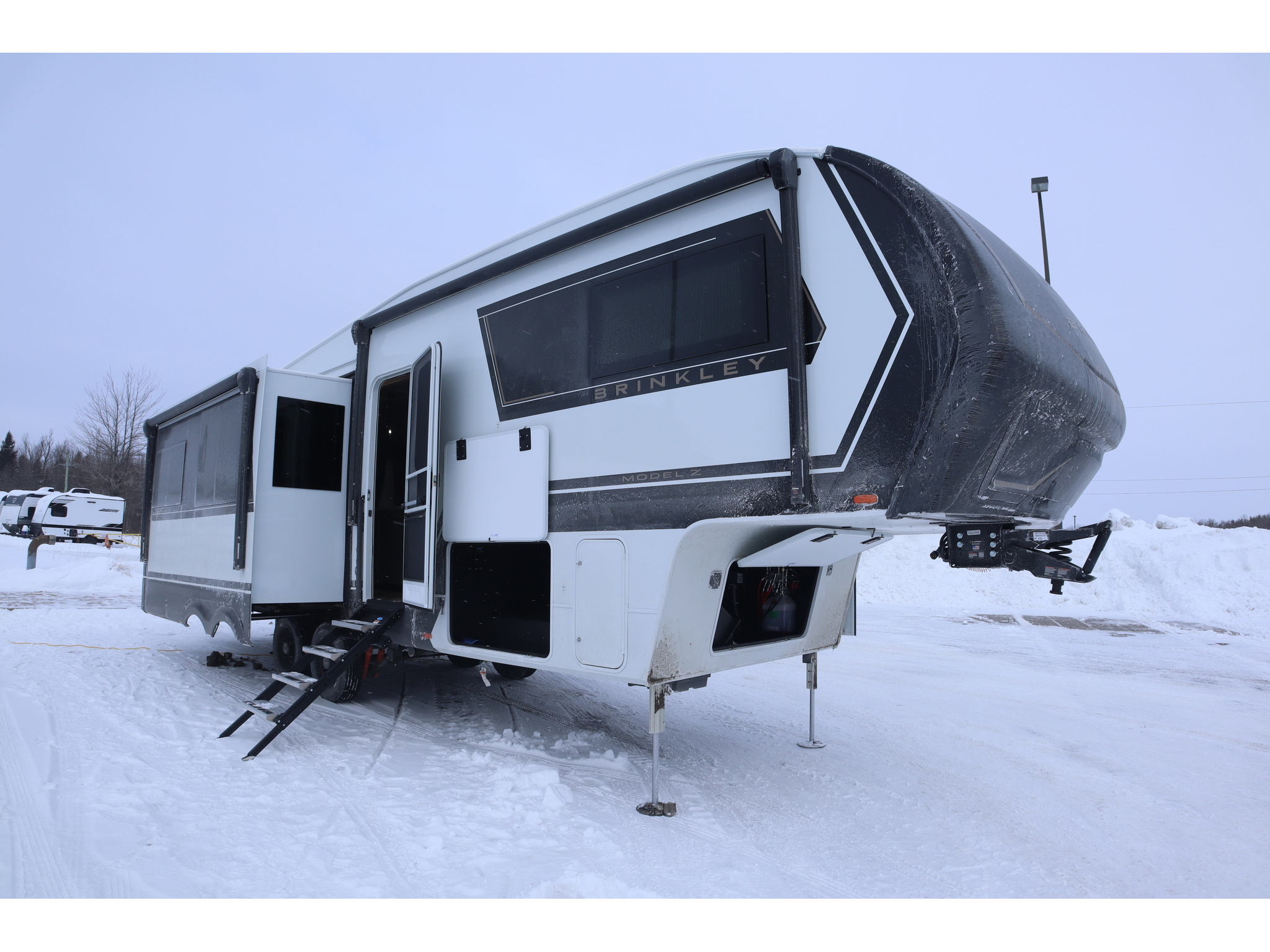 2026 Brinkley RV Model Z