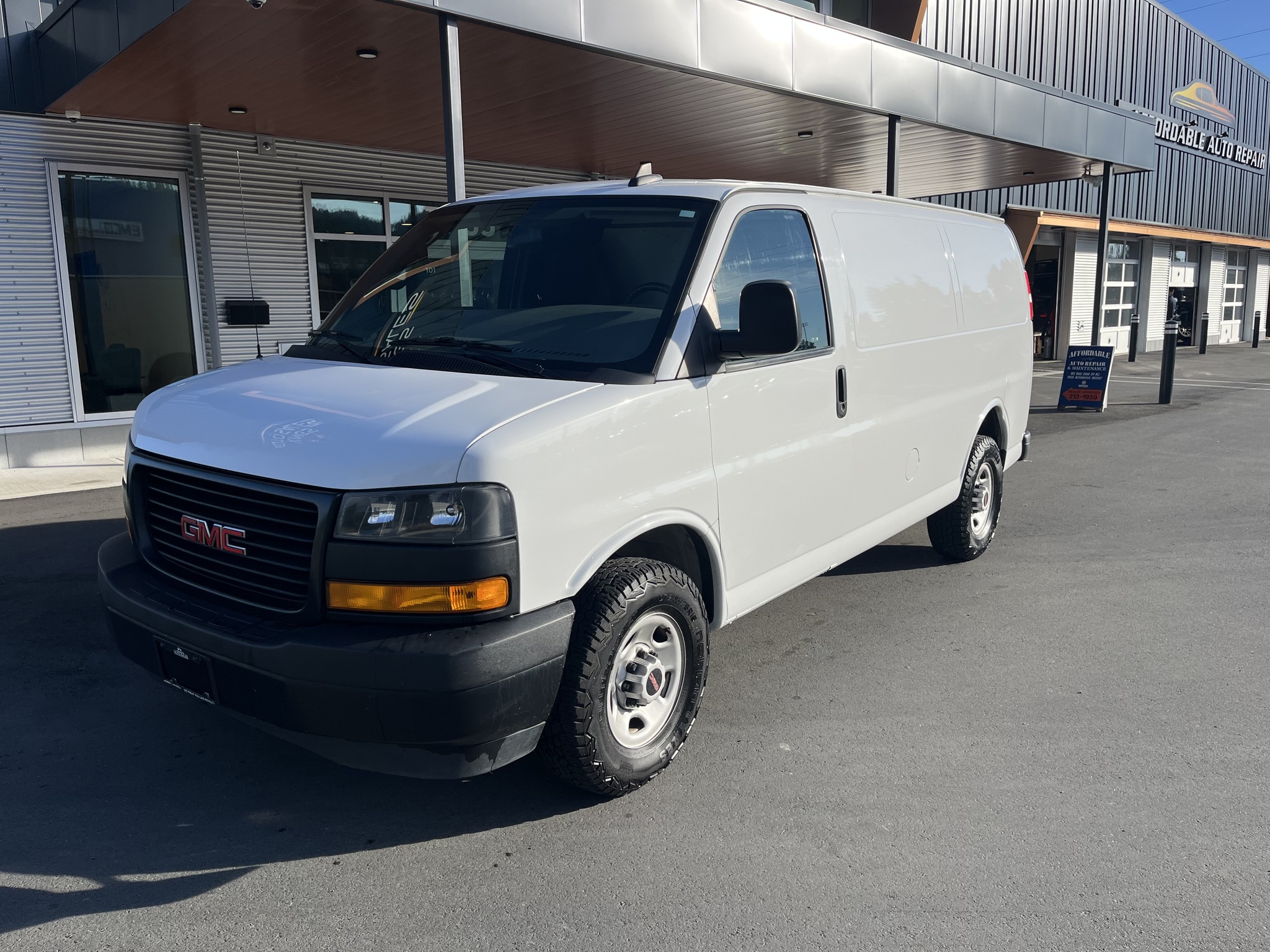 2019 GMC Savana Cargo Van