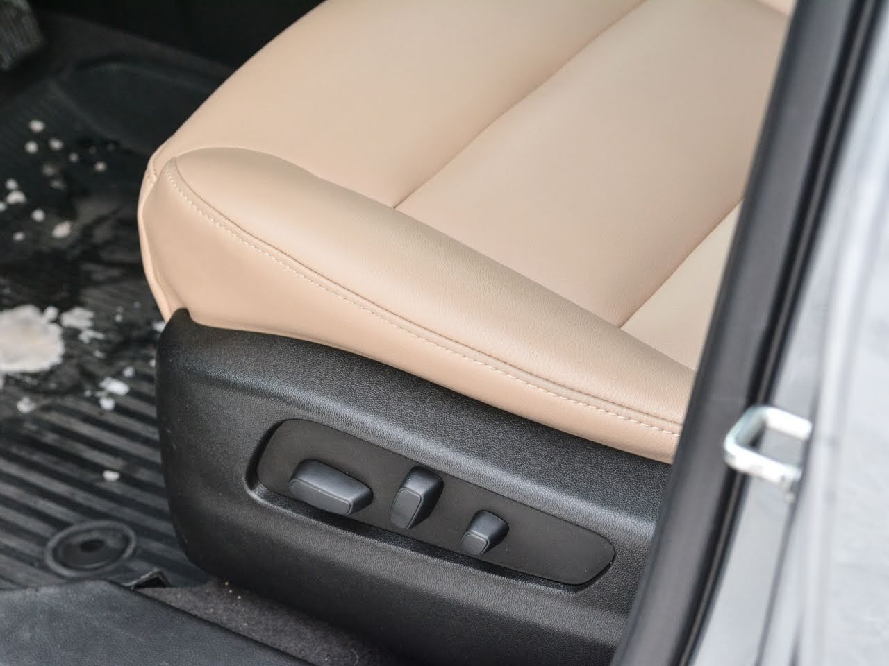 2024 Cadillac XT4 - Gallery image 11