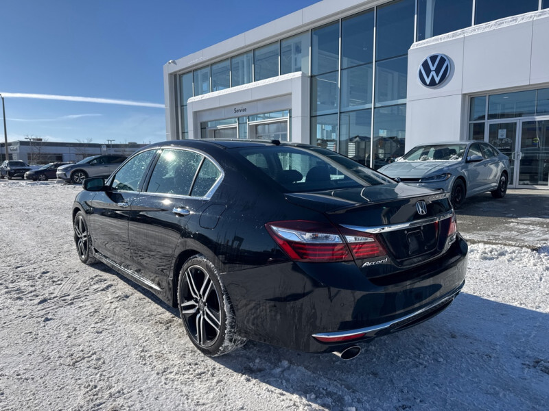 2016 Honda Accord Sedan - Gallery image 7