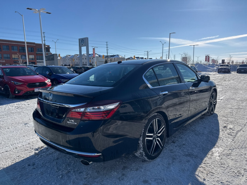 2016 Honda Accord Sedan - Gallery image 5