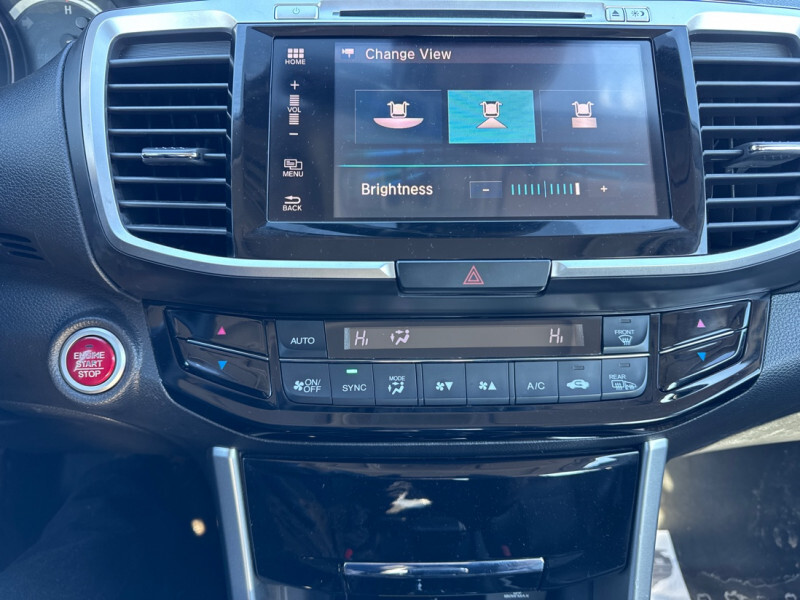 2016 Honda Accord Sedan - Gallery image 17