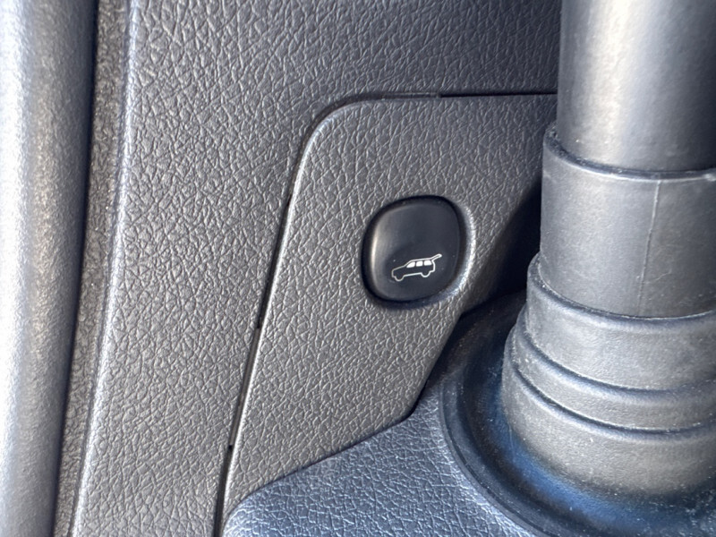 2017 Ford Flex - Gallery image 10