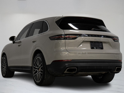 used 2022 Porsche Cayenne car, priced at $64,900