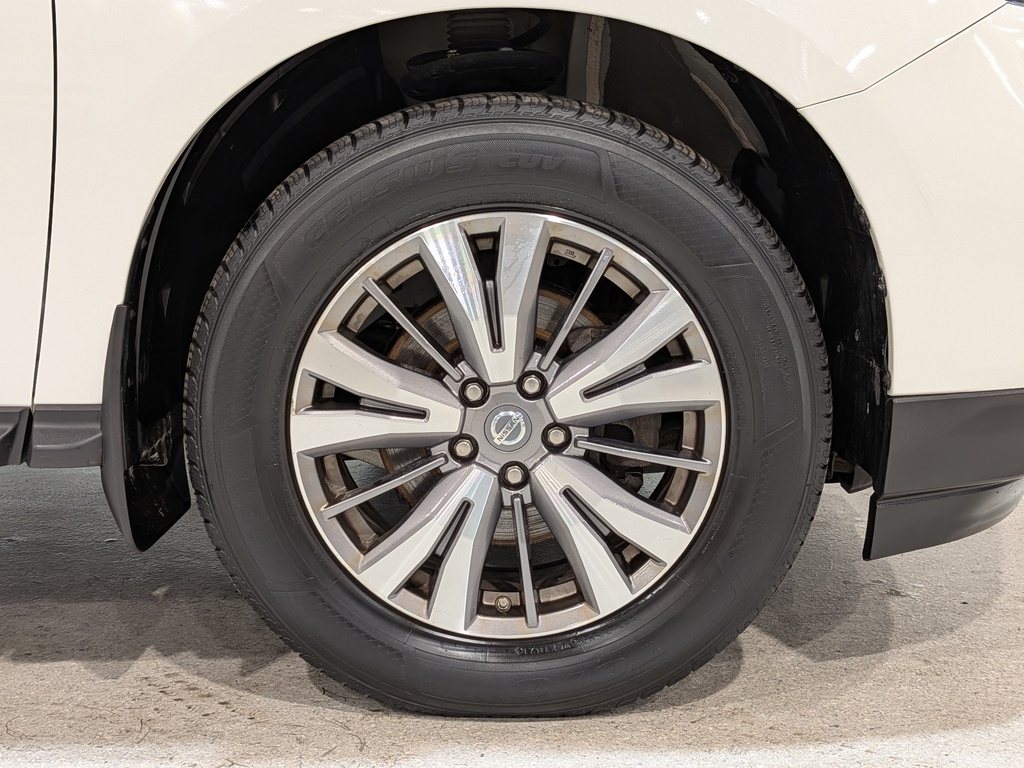 Nissan Pathfinder 2018