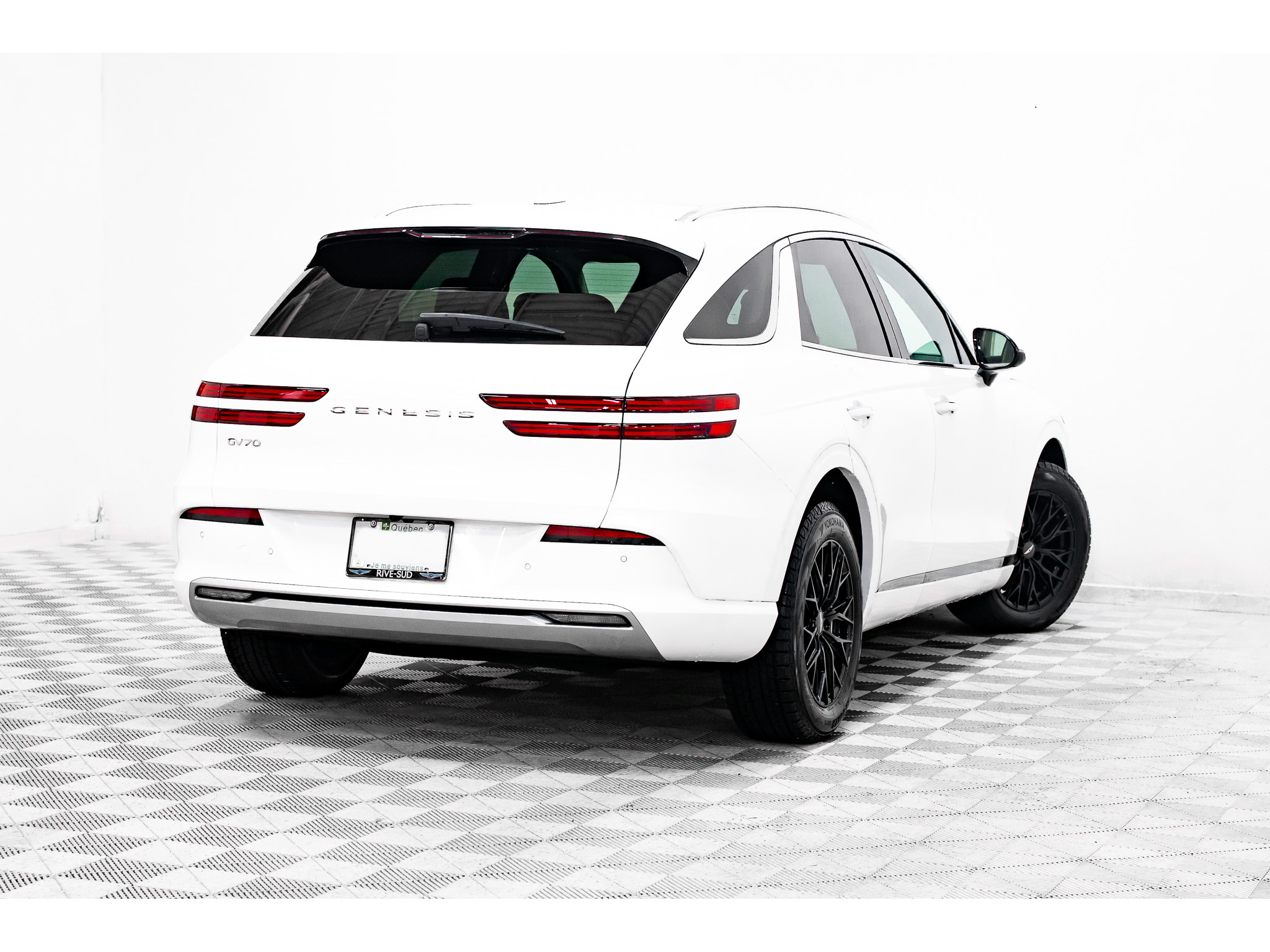 2025 Genesis Electrified GV70