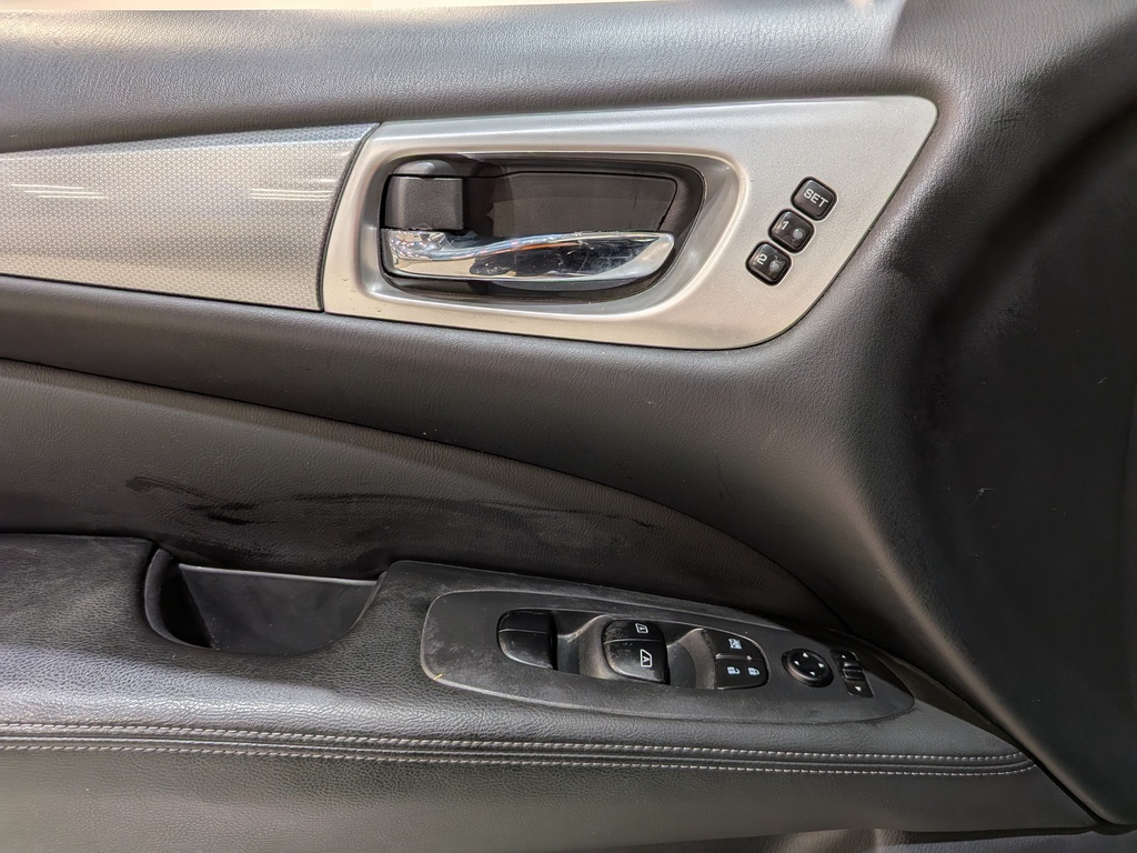 Nissan Pathfinder 2018