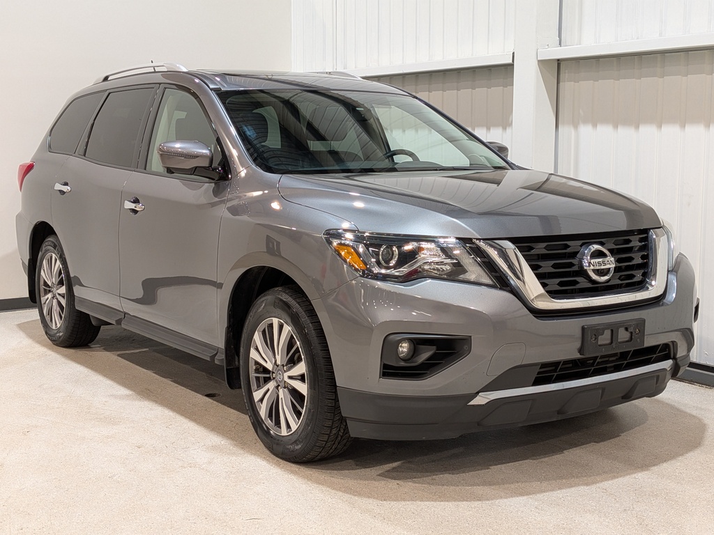 Nissan Pathfinder 2018