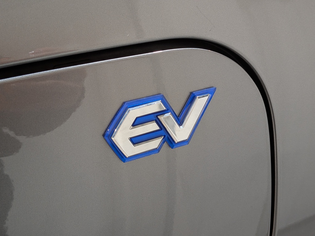 Subaru Solterra 2024