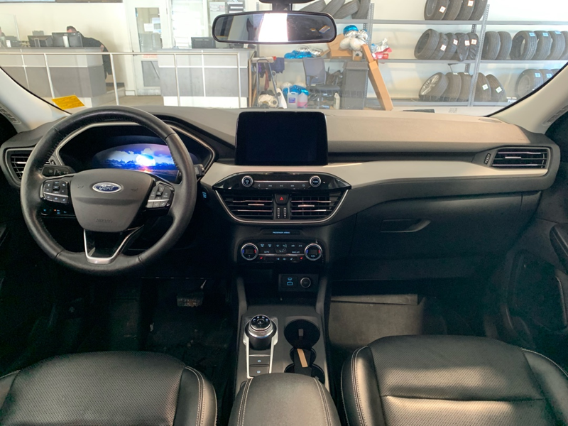 2021 Ford Escape - Gallery image 15