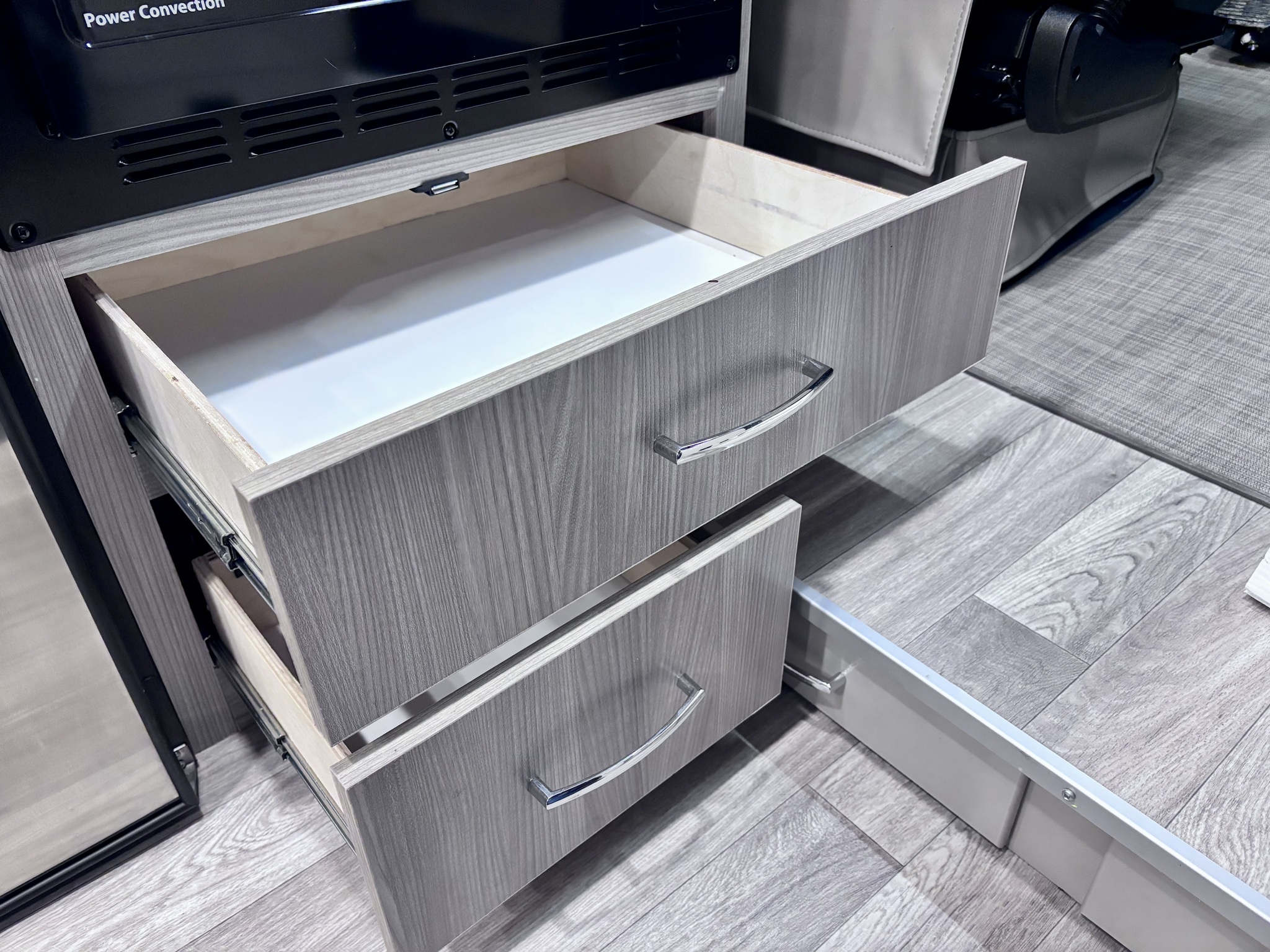 2024 Thor SEQUENCE 20L