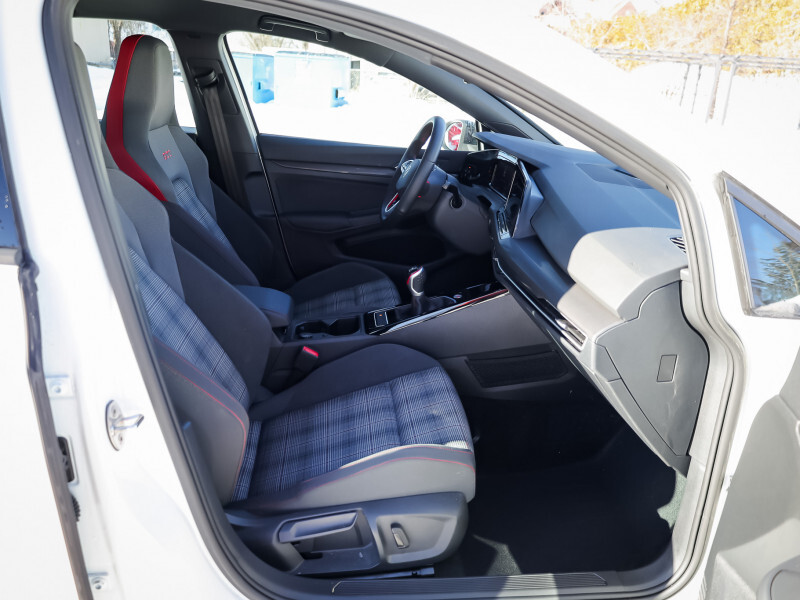 2024 Volkswagen Golf GTI - Gallery image 10