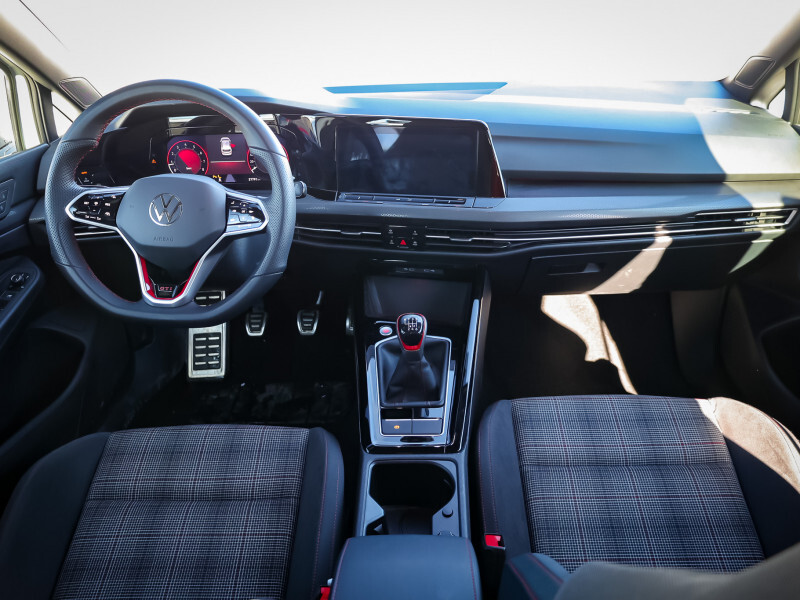 2024 Volkswagen Golf GTI - Gallery image 12