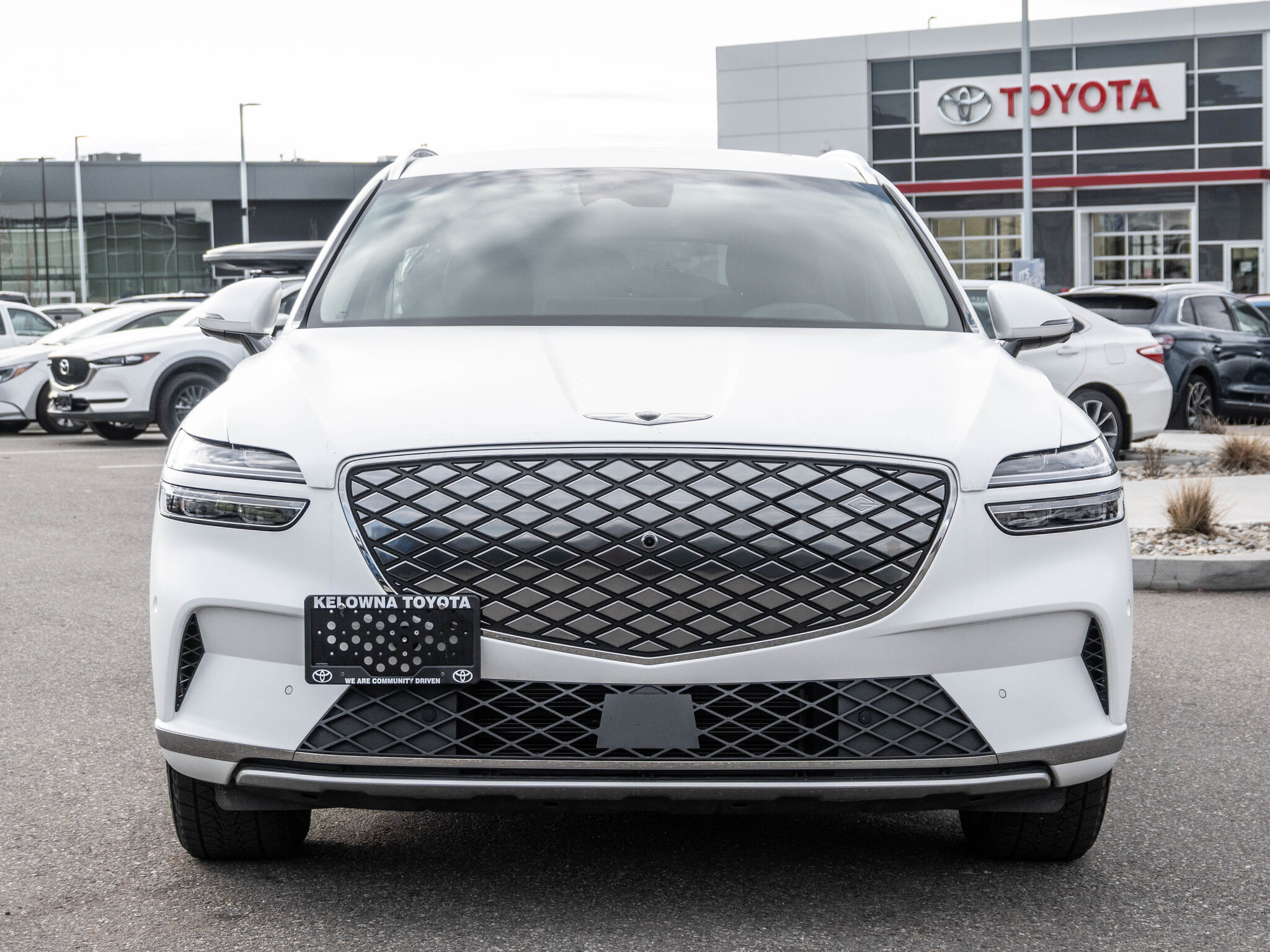 2023 Genesis Electrified GV70