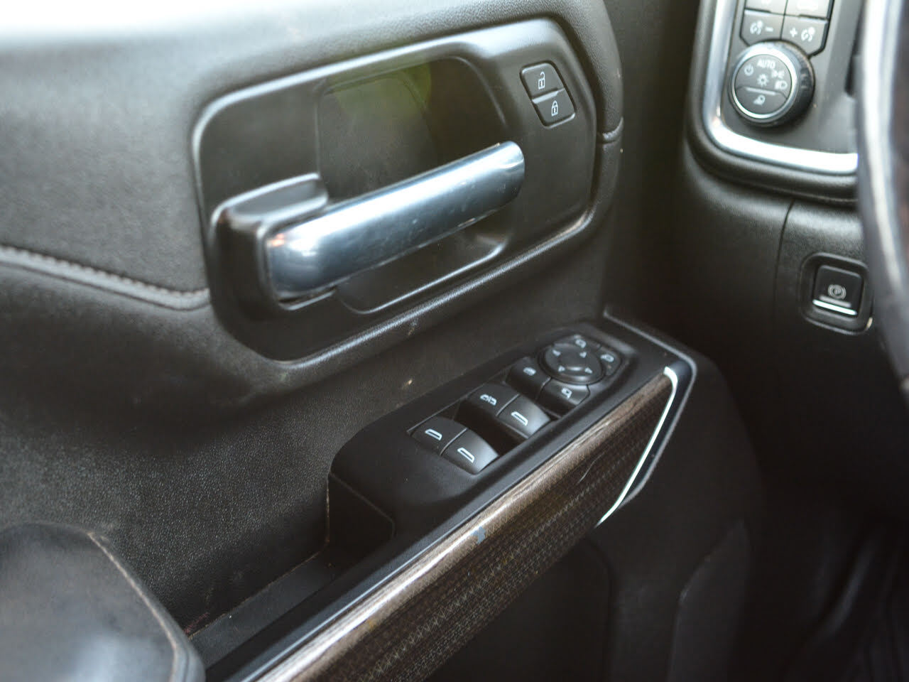 2022 Chevrolet Silverado 2500HD - Gallery image 13