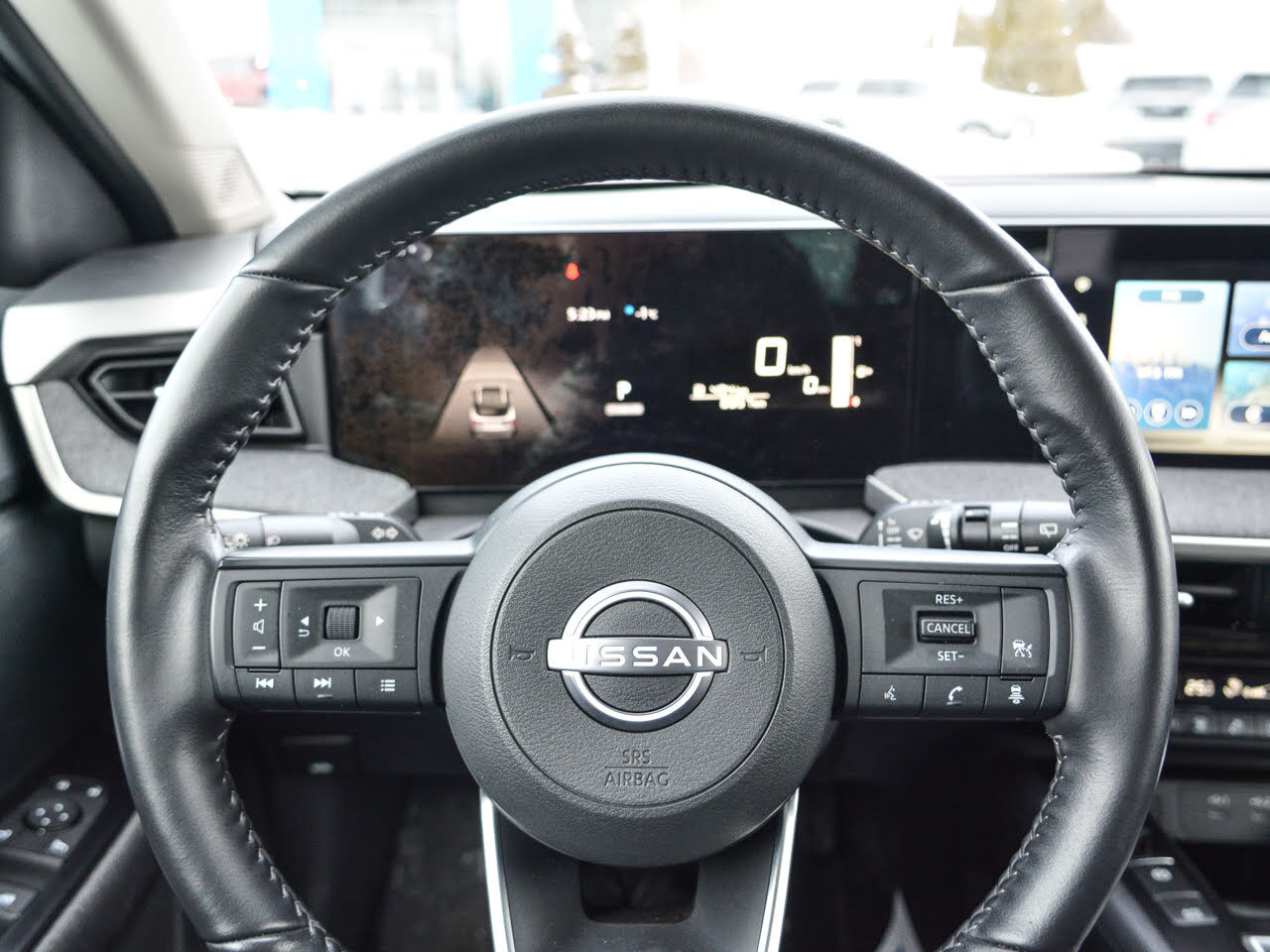 2025 Nissan Kicks - Gallery image 12