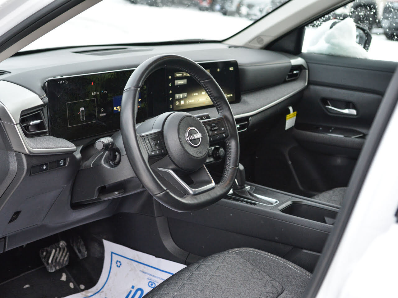 2025 Nissan Kicks - Gallery image 9