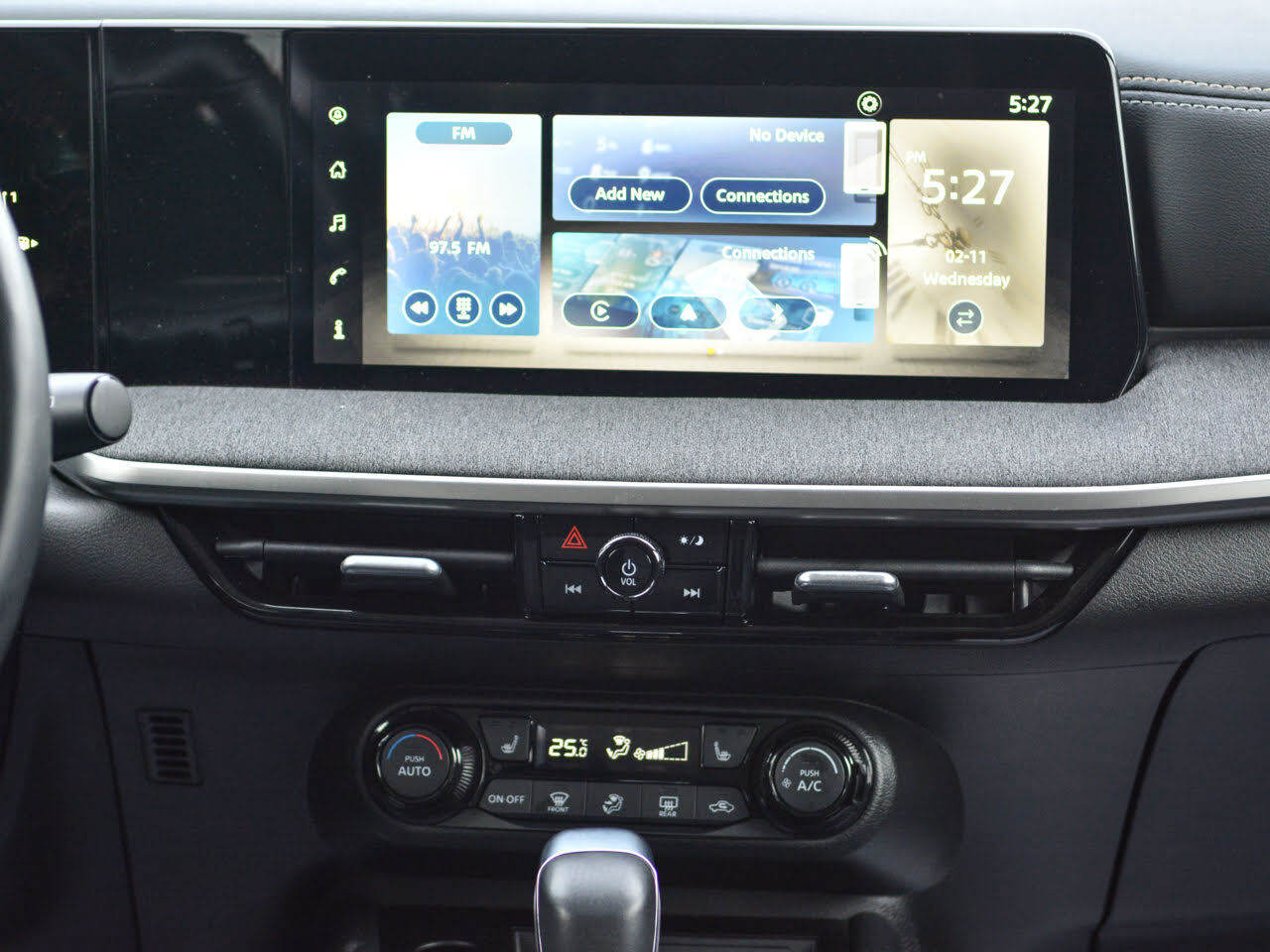 2025 Nissan Kicks - Gallery image 22