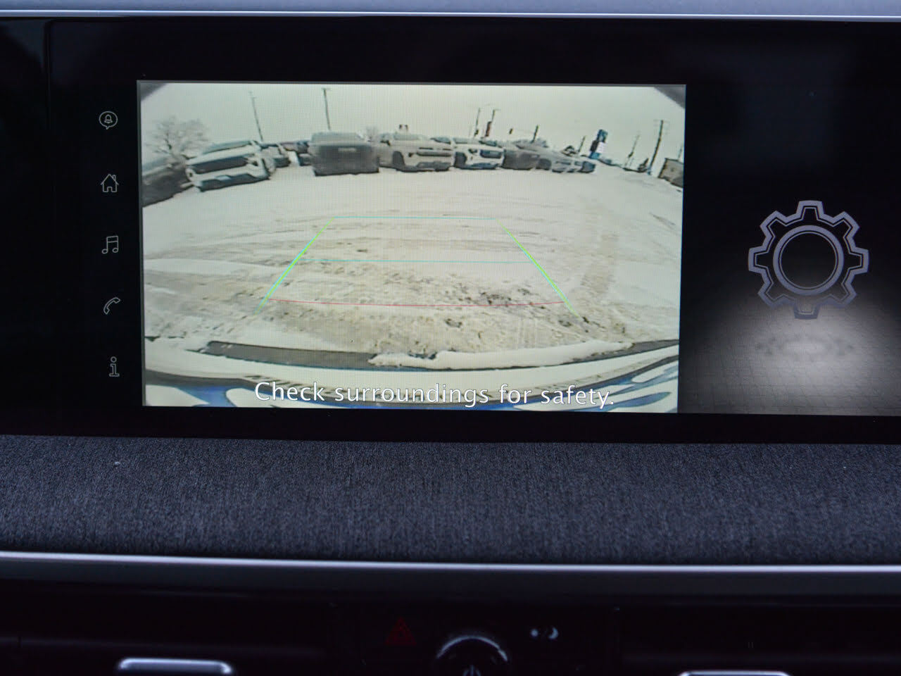 2025 Nissan Kicks - Gallery image 23