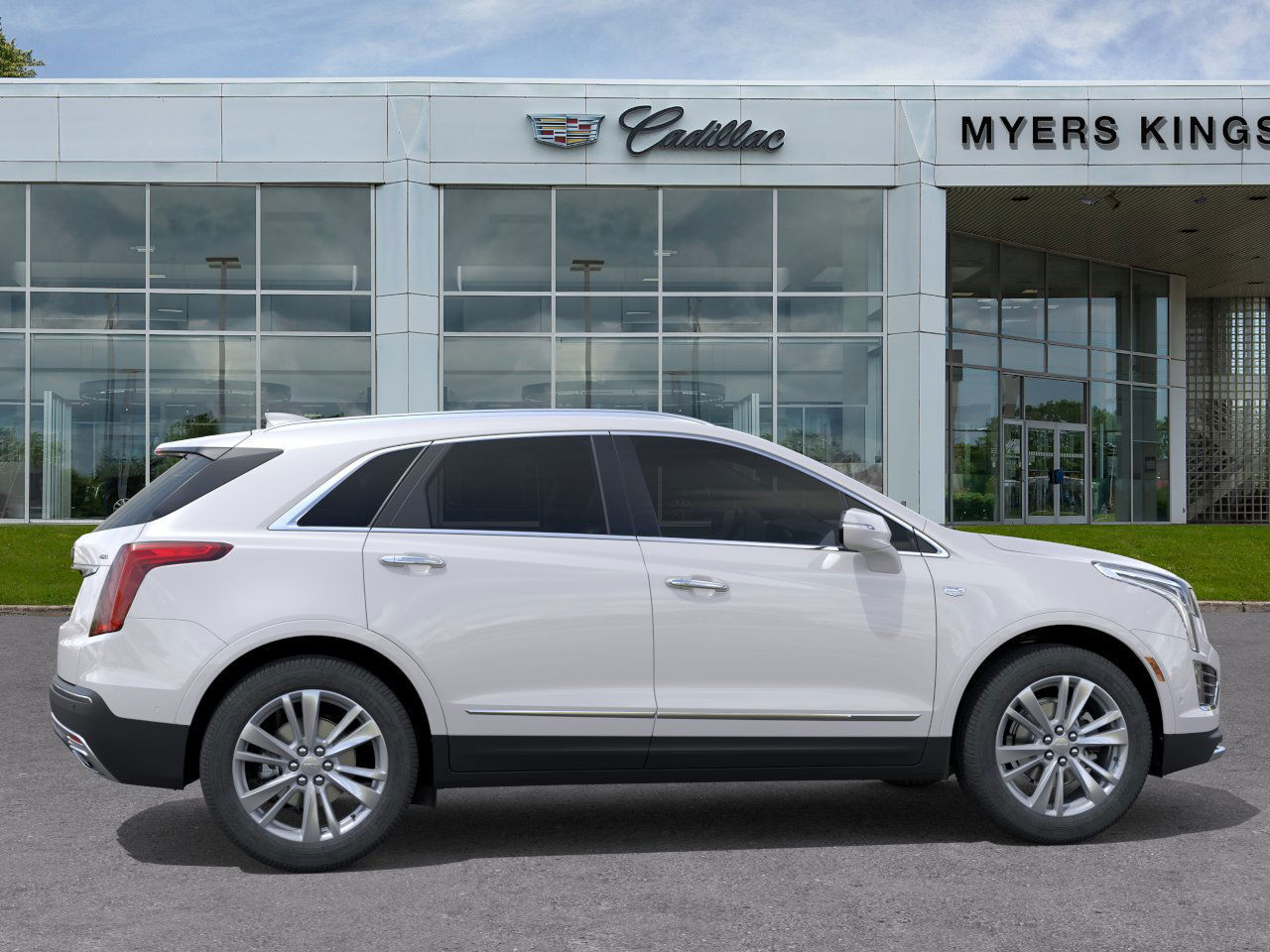 2026 Cadillac XT5 - Gallery image 4