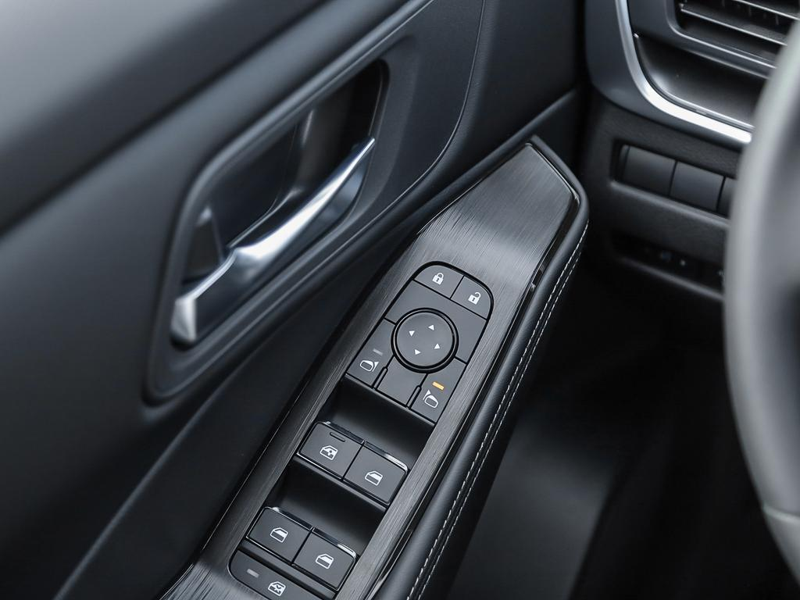 2026 Nissan Rogue - Gallery image 15