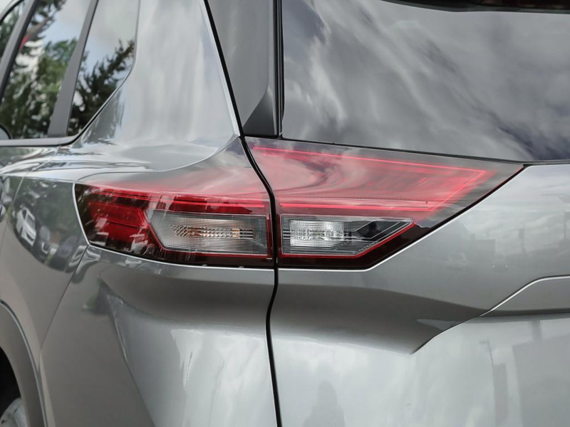 2026 Nissan Rogue - Gallery image 10