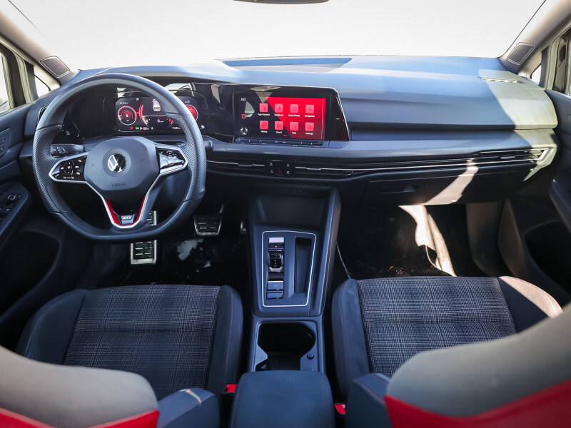 2022 Volkswagen Golf GTI - Gallery image 12