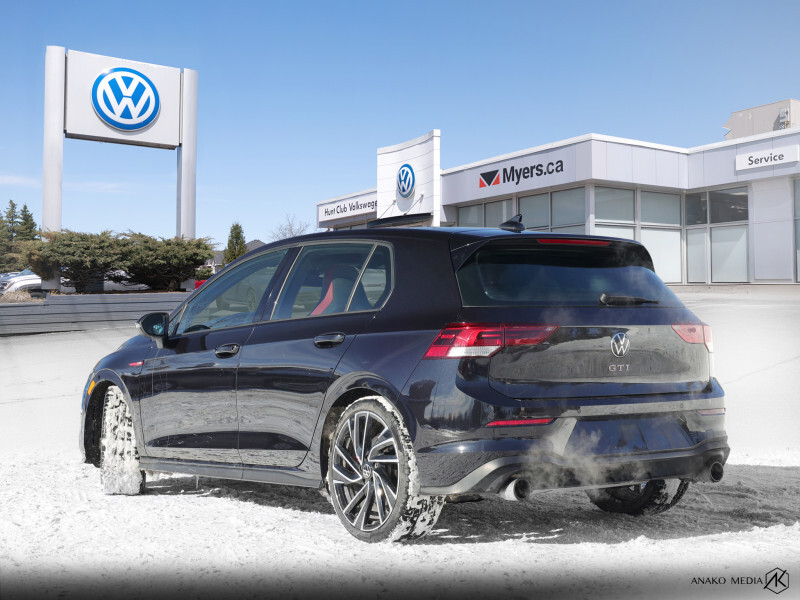 2022 Volkswagen Golf GTI - Gallery image 3