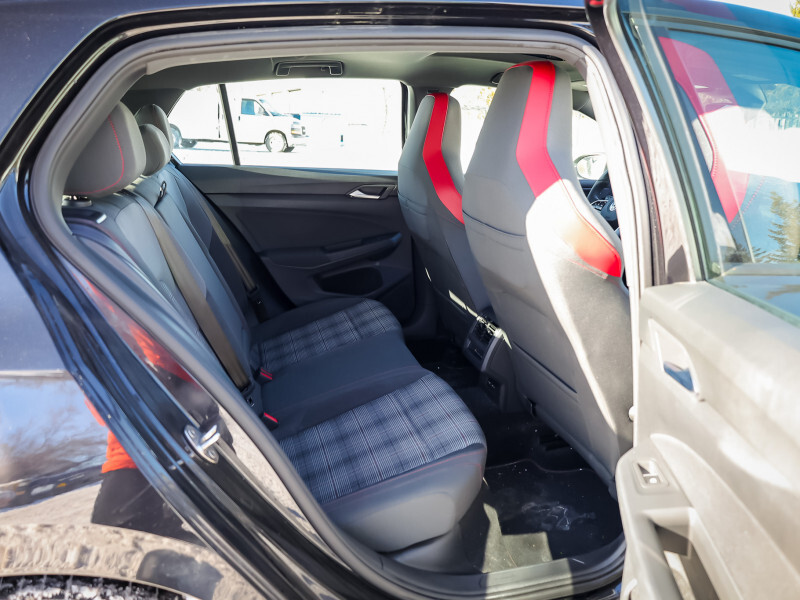 2022 Volkswagen Golf GTI - Gallery image 11