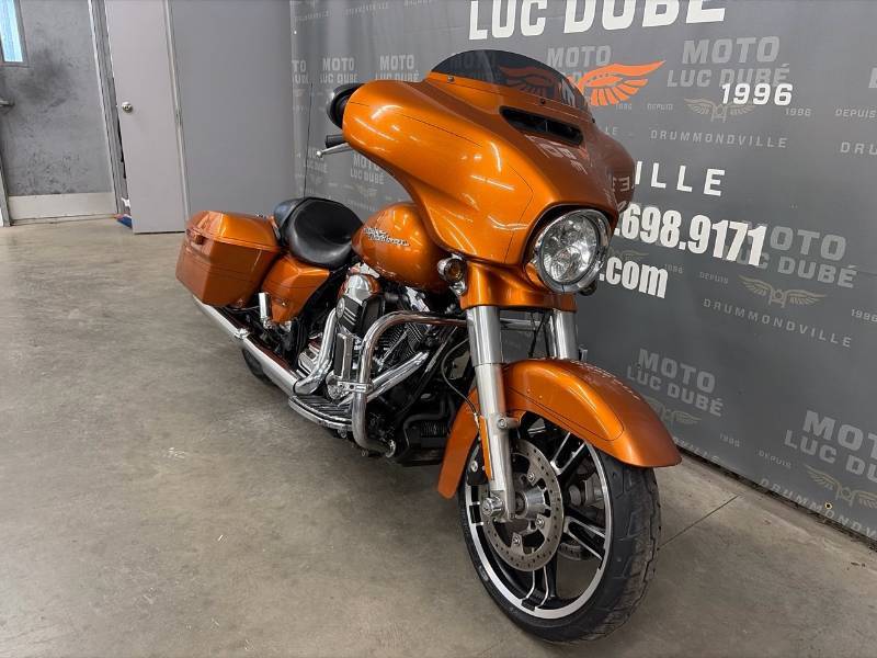 2014 Harley-Davidson FLHXS Street Glide Special
