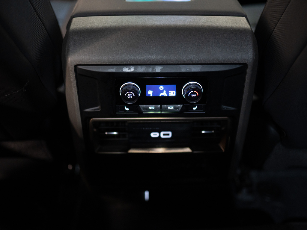 2025 GMC HUMMER EV SUV 2X 4WD, 多伦多, 全款车