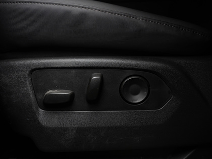 used 2025 GMC HUMMER EV SUV car, priced at $105,900