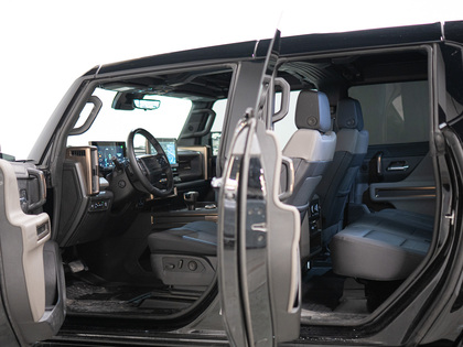 used 2025 GMC HUMMER EV SUV car, priced at $105,900