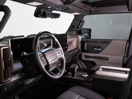 used 2025 GMC HUMMER EV SUV car, priced at $105,900