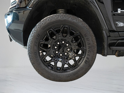 used 2025 GMC HUMMER EV SUV car, priced at $105,900