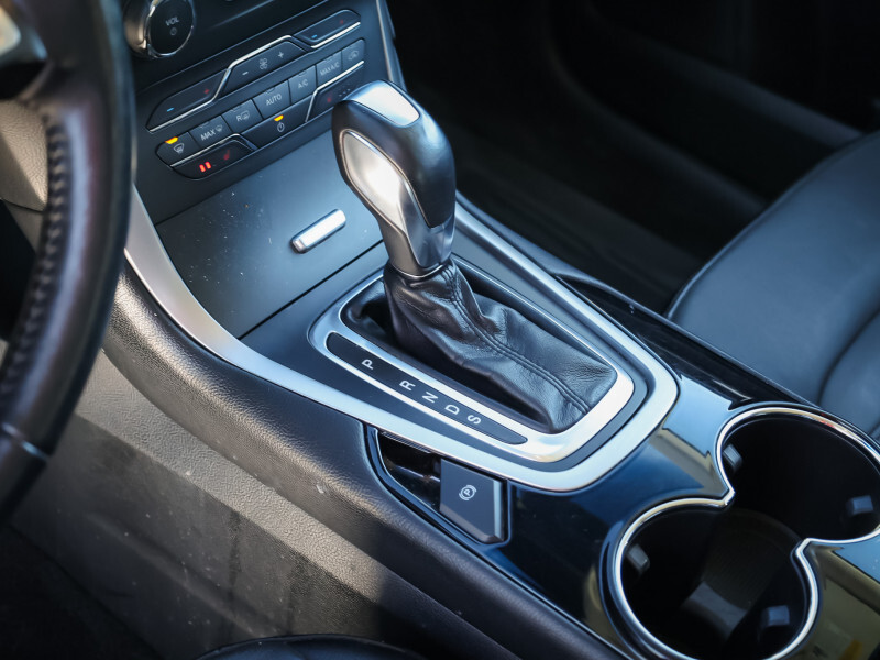 2018 Ford Edge - Gallery image 14