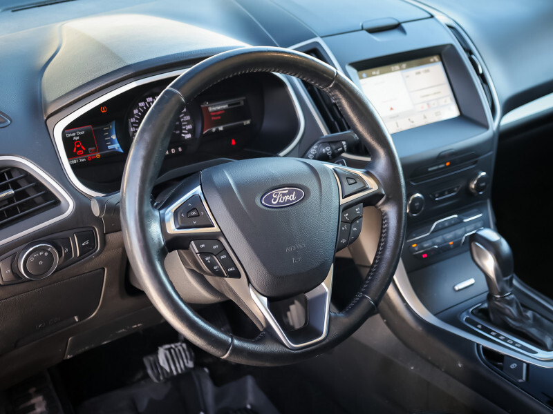 2018 Ford Edge - Gallery image 12