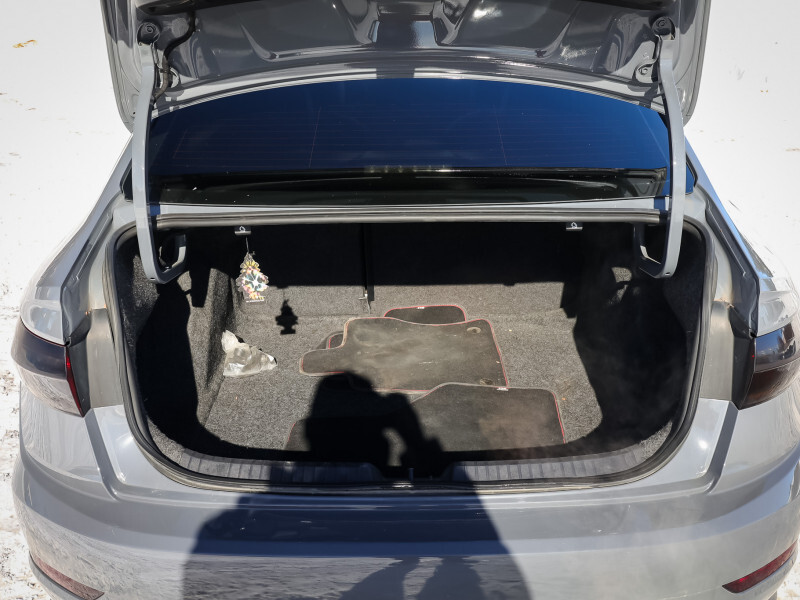 2019 Volkswagen Jetta - Gallery image 9