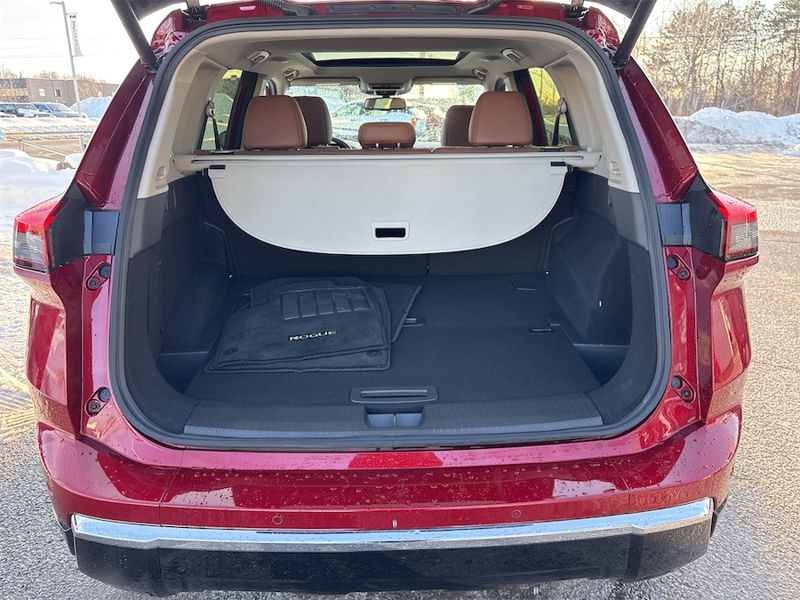 2025 Nissan Rogue - Gallery image 11