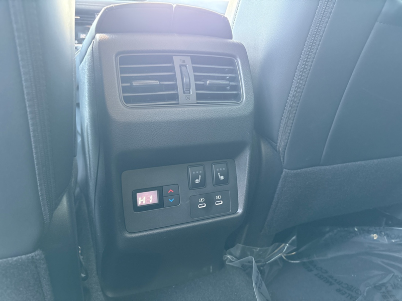 2025 Nissan Rogue - Gallery image 24