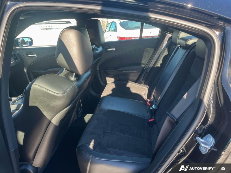 2023 Dodge Charger - Gallery image 15