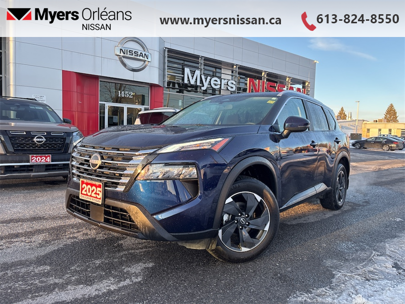 2025 Nissan Rogue SV Moonroof