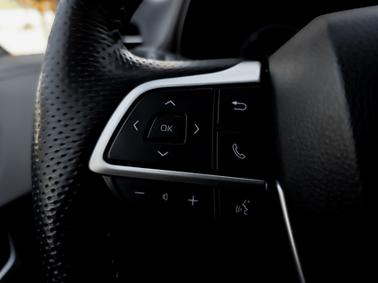 used 2025 Toyota Sienna car, priced at $63,495