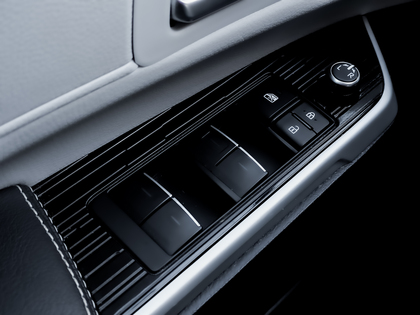 used 2025 Toyota Sienna car, priced at $63,495