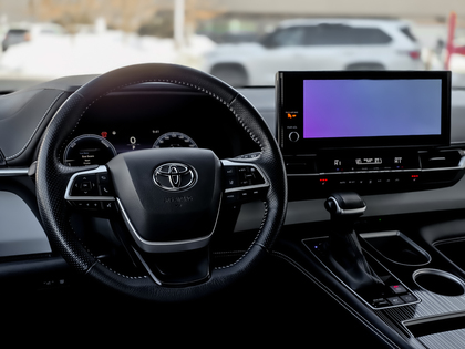 used 2025 Toyota Sienna car, priced at $63,495