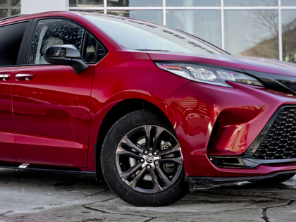 used 2025 Toyota Sienna car, priced at $63,495